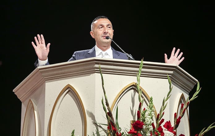 Lino Rulli, the host of SiriusXM Satellite Radio’s “The Catholic Guy,” served as emcee during the 23rd annual Eucharistic Congress at the Georgia International Convention Center in College Park. Photo By Michael Alexander