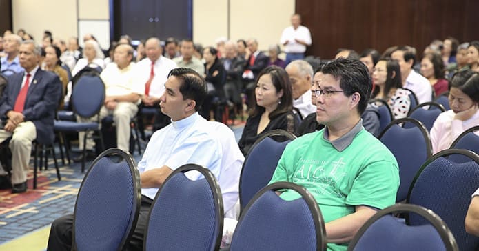 A few hundred people were on hand for the afternoon session at the Vietnamese track in the Marriott Gateway Hotel, College Park, which is adjacent to the Georgia International Convention Center. Photo By Michael Alexander