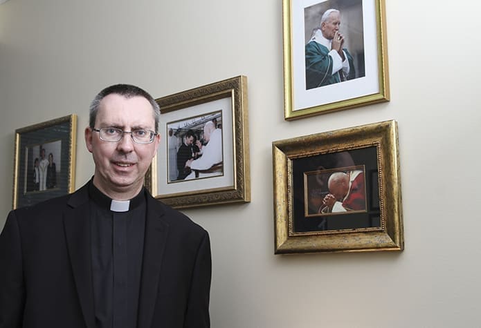 With Parkinson’s diagnosis, priest draws strength from St. John Paul II